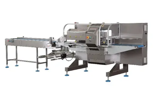 Horizontal packaging equipment